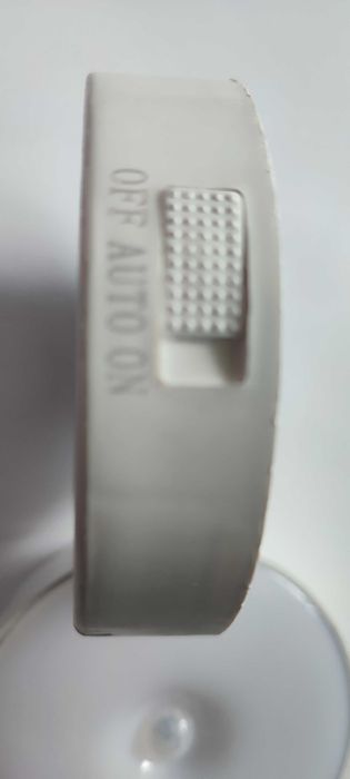 Смарт-лампа с датчиком движения