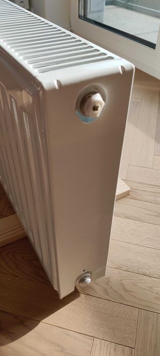 Nowy grzejnik IDMAR CV22 400x800 moc 1003W