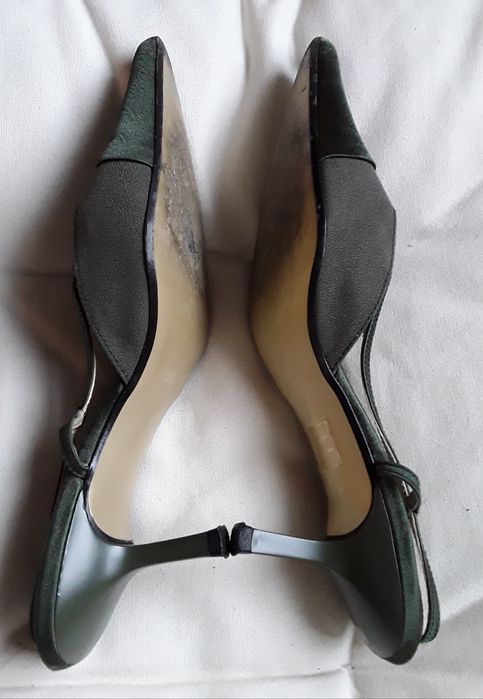 Sapatos de senhora verde seco da Pilar Burgos, tamanho 38