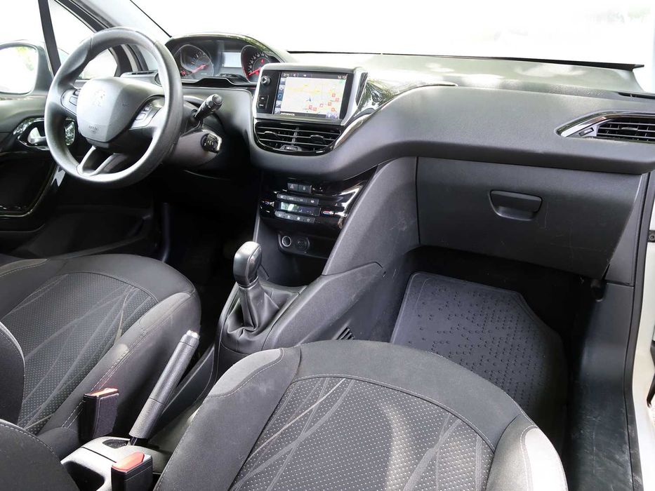 Peugeot 208 1.4 HDI Comercial, 2015