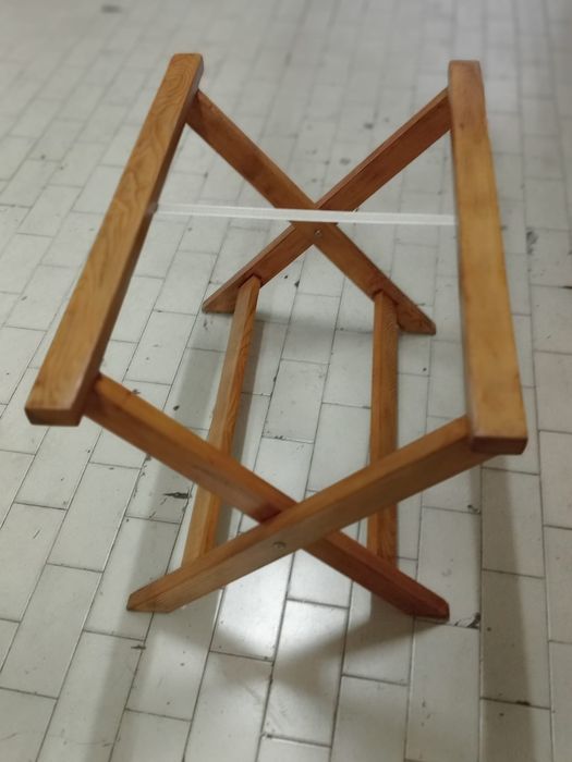 Mesa  em  Madeira
