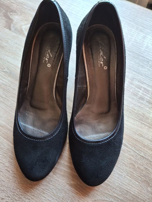 Замшеві туфельки