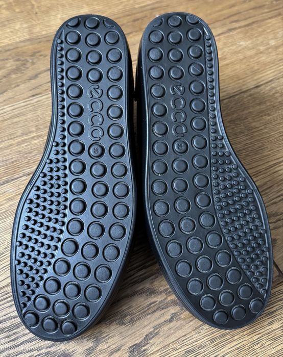 Ecco Soft шкіряні кросівки Gore-tex р.39 (25 см)