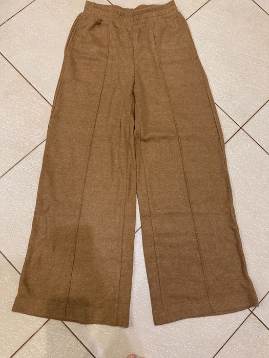 Шерстяний костюм  розмір с-м