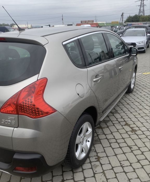 Peugeot 3008 2012