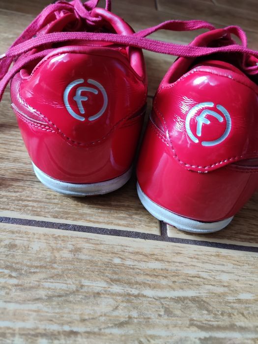 Firetrap buty czerwone rozmiar 41. Polecam