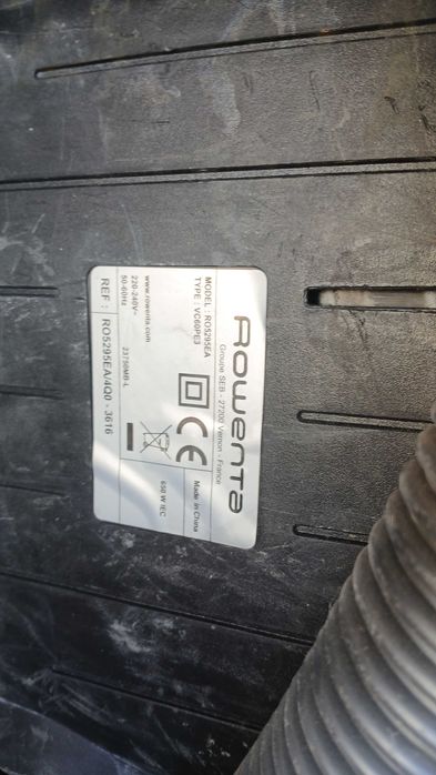 Aspirador Rowenda 650W