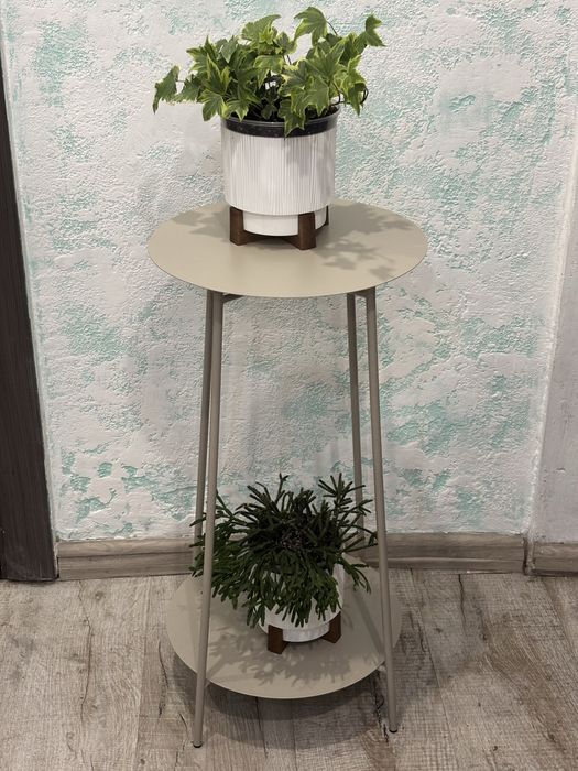 Підставка під квіти, столик маленький, столик ручної роботи .