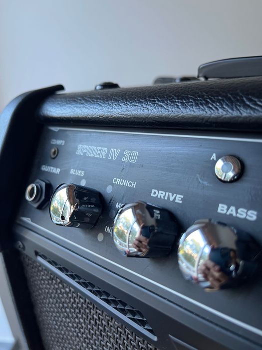 Amplificador Line6 Spider IV 30watts