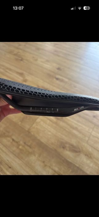 Siodełko carbon