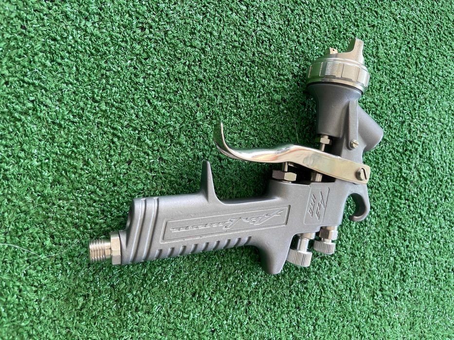 Pistola de pintura Anest Iwata Air Gunsa AZ3 HTE