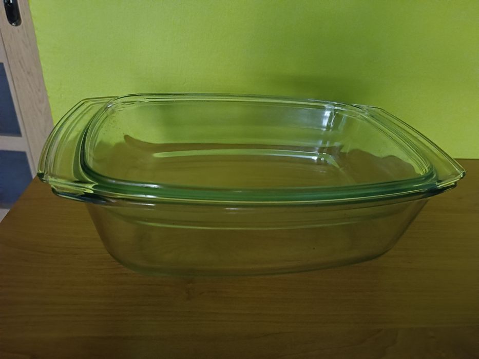 Naczynie żaroodporne szklane z pokrywką + gratis