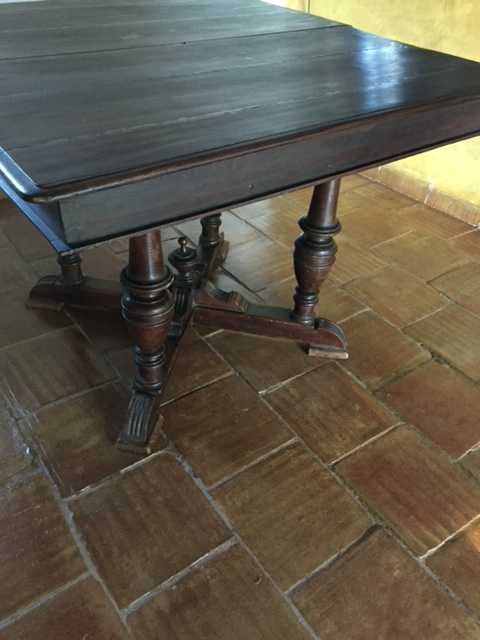 Mesa vintage (estilo Henrique II)