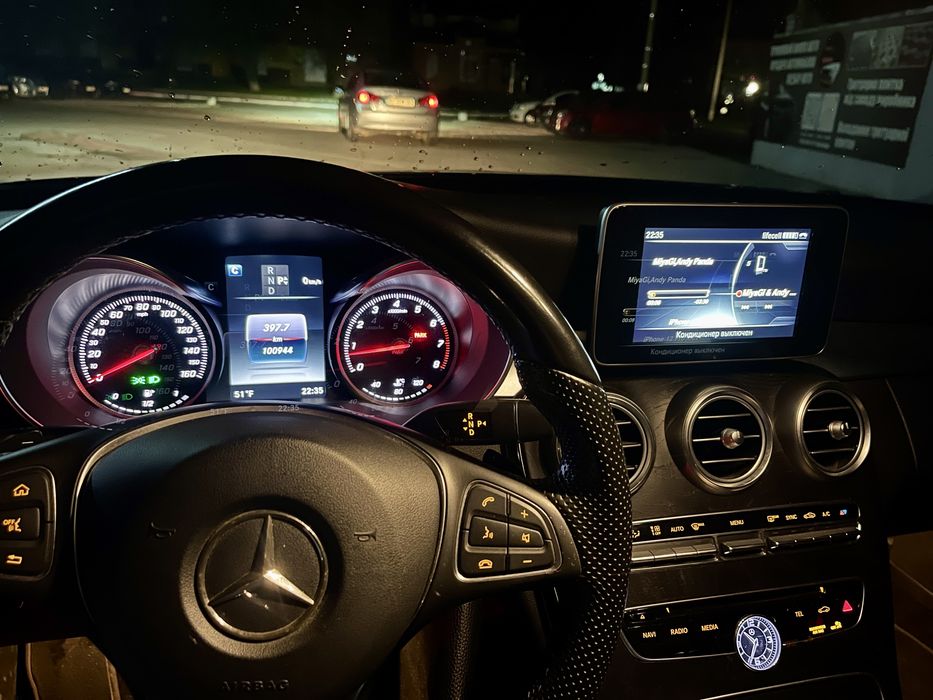 Продам Mersedes Benz C 300, 2016 р.в.  2 л. турбо задній привод