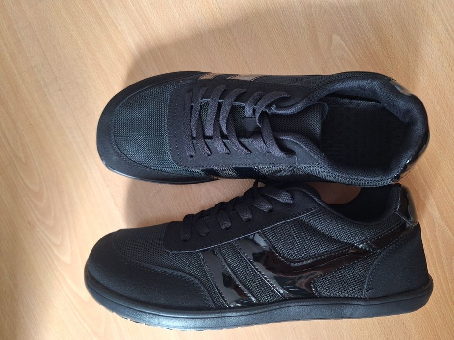 NOWE buty męskie r. 44 dł. 28.3mm