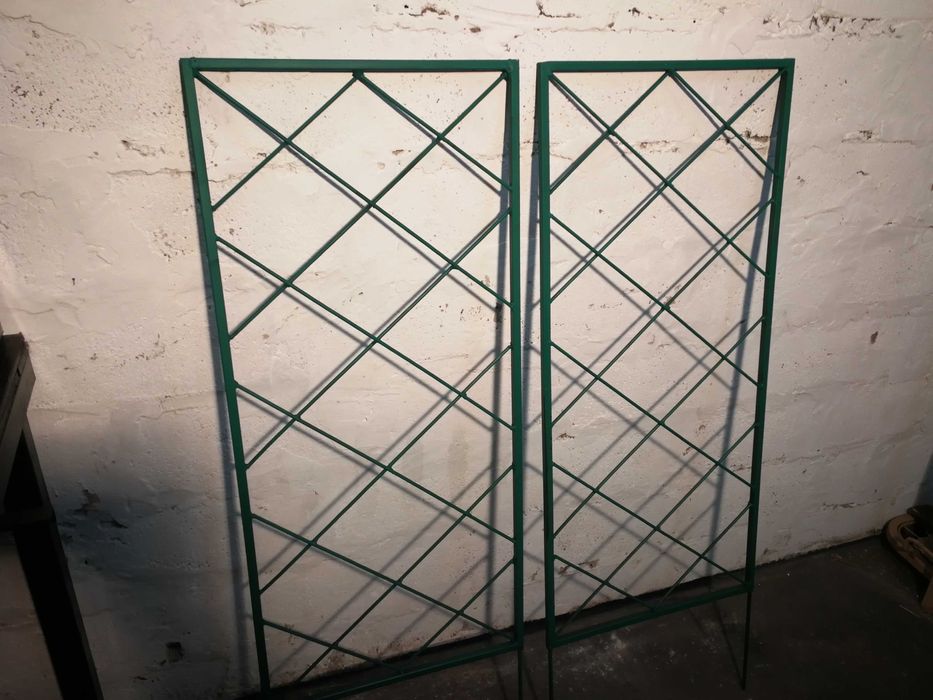 Арка для квітів. Садова арка. Арка для роз