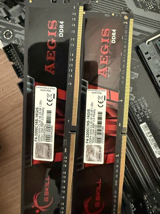 Memória RAM G.Skill Aegis DDR4 3200MHz 32GB 2x16GB CL16