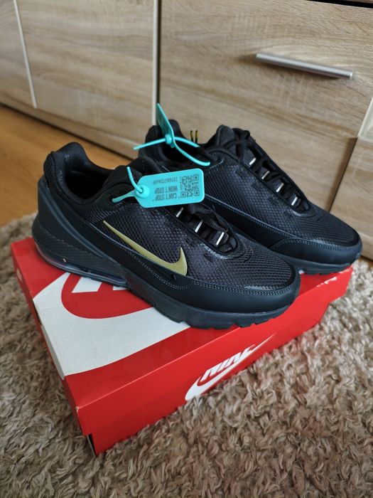 Nike air max pulse 42