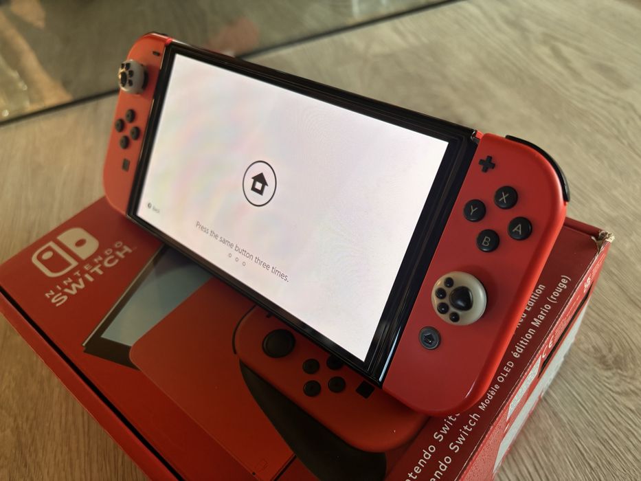 Konsola Nintendo Switch OLED Mario Red Edition