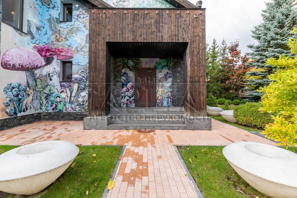 Оренда будинку, Радченка, 400м2, 3 спальні, ігрова, автономний