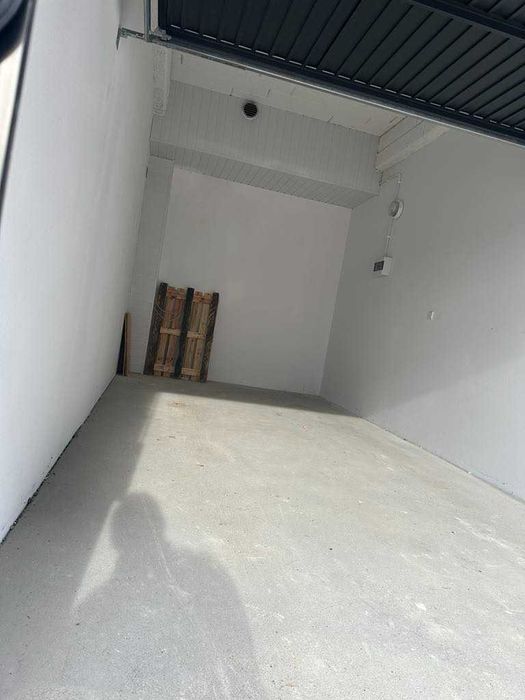 Do sprzedania garaż zewnętrzny 18,5 m2 Os. Europejskie ul Londyńska 11