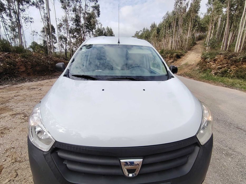 Carrinha Dacia dokker 2013