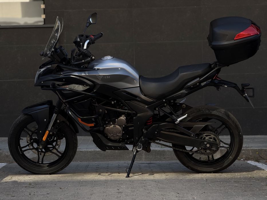 VOGE 300 DS - Impecável!