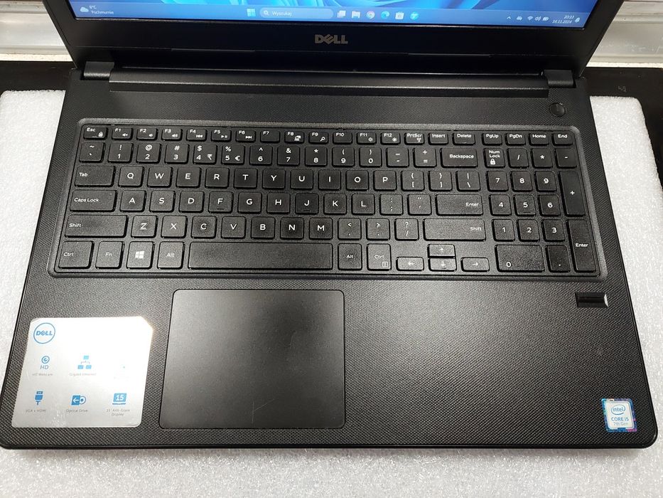 Dell Vostro 15 3568, 15,6" core i5-7200U 8gb ssd240gb win11pro