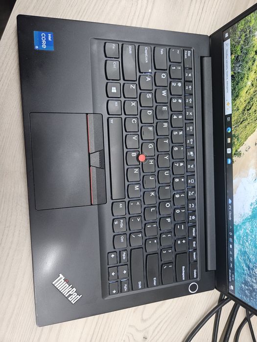 Lenovo Thinkpad E14 Gen2 i5-1135G7/16Gb DDR4/SSD 256Gb m.2 nvme/14" IPS
