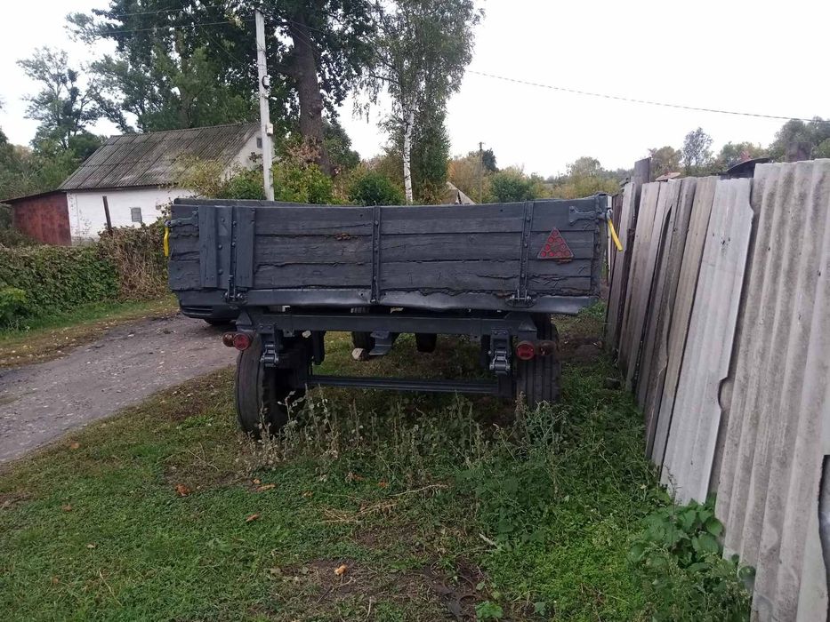 Продам прицеп птс 4 2 піднімає 3 сторони 36000 грн  торг