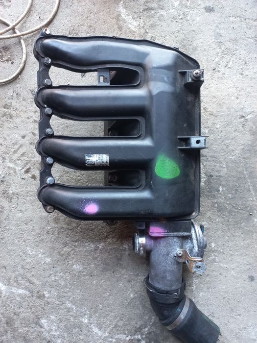 Kolektor ssący bmw e90 e91 e46 e87 e60 2.0d m47