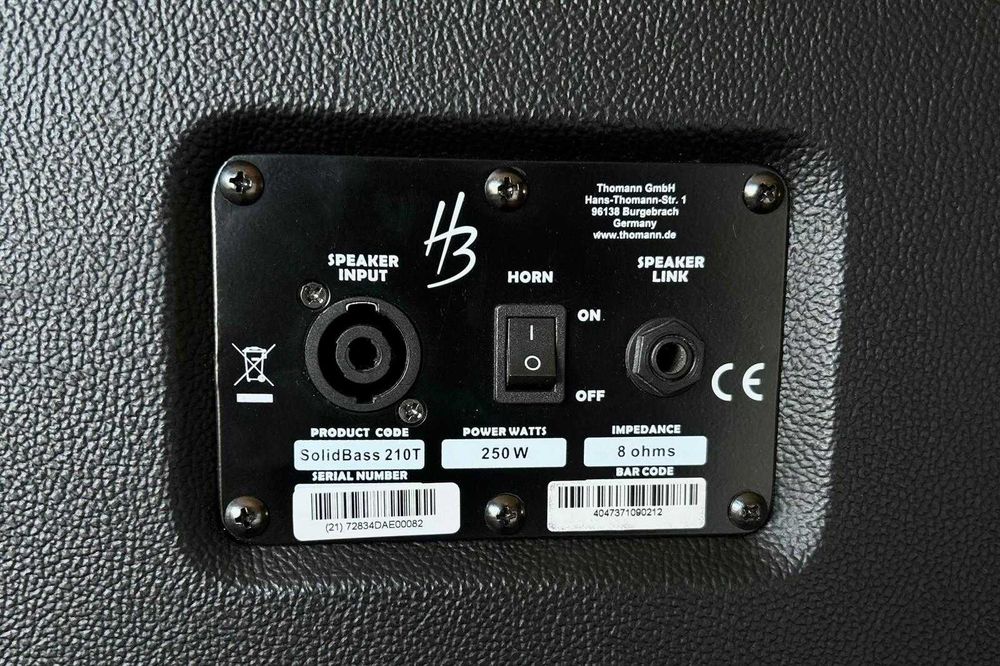 Coluna de Baixo Harley Benton SolidBass 210T