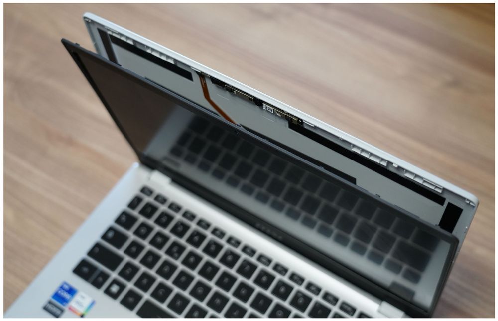 Laptop Msi Modern 14 C12M-073It  (Uszkodzony)