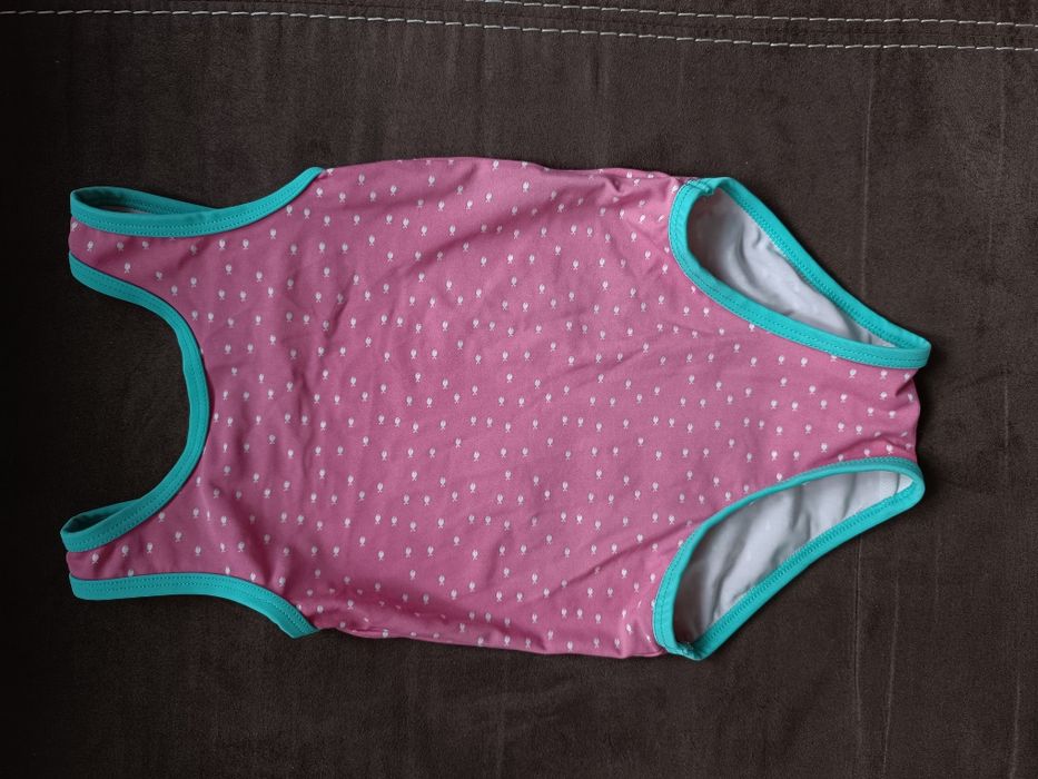 Jednoczęściowy strój kąpielowy r. 86-92 cm