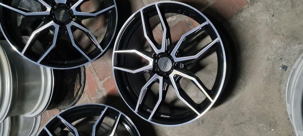 Felgi  20 5x112 RAFFA Audi a4 a6  Vw passat b5 b6 b7 b8 golf skoda