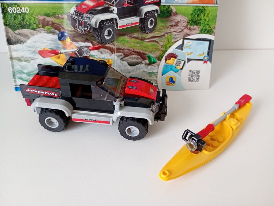 LEGO City 60240 - Przygoda w kajaku