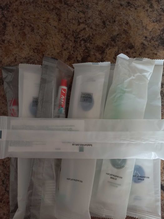 Одноразовий набір для чищення зубів. Доржній набір.