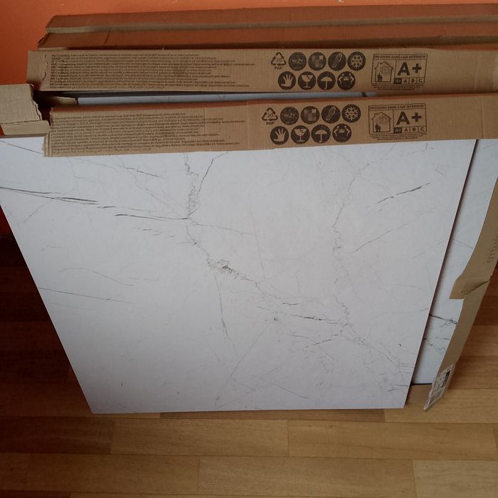 Sprzedam płytki gres łazienkowe nowe