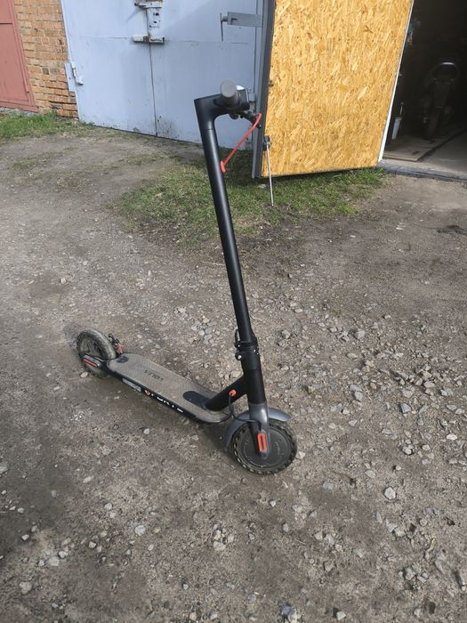 Електросамокат Forte VT 1