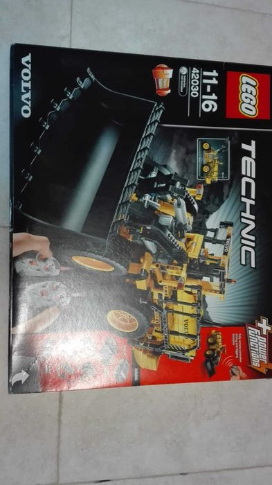 LEGO Volvo L350F USADO - 42030