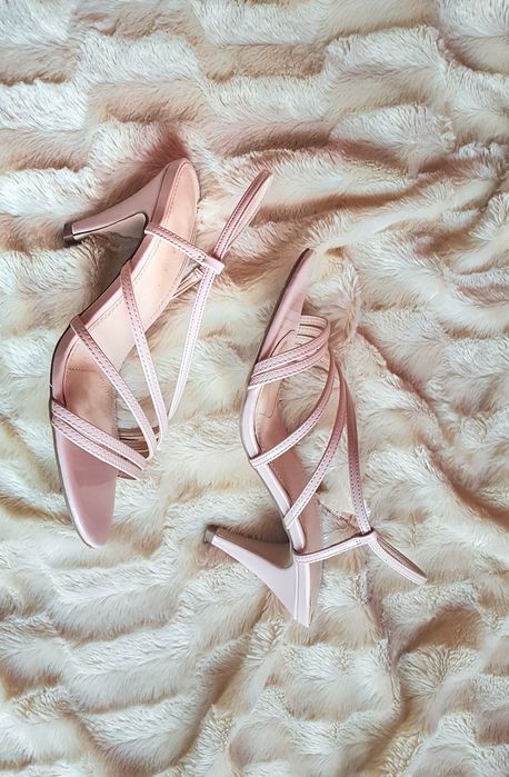 Śliczne sandałki pudrowy róż paseczki mohito