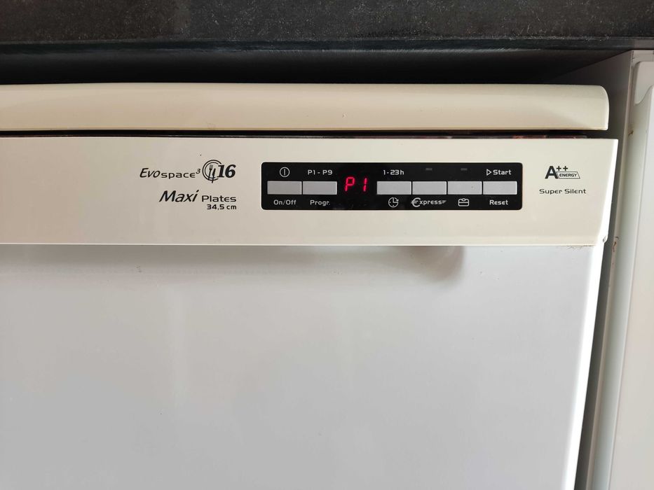 Máquina da loiça Candy