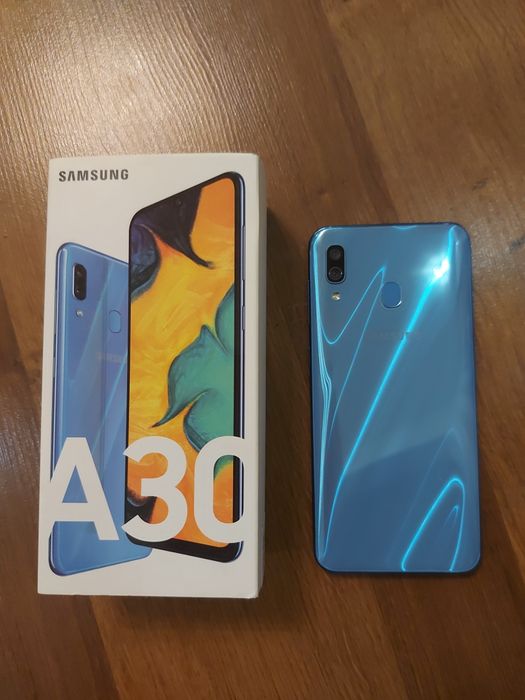 Samsung A30,64гб