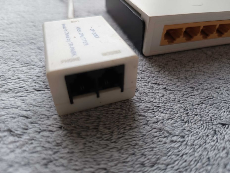 Router TP-LINK+ kabelek