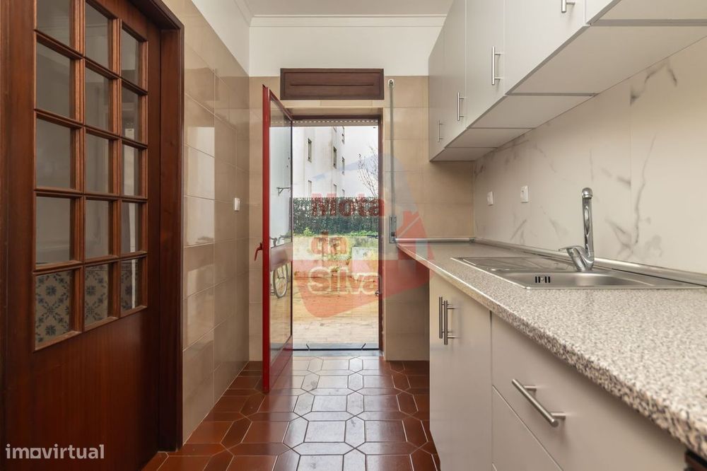 Excelente Apartamento 2 Assoalhadas no Funchalinho