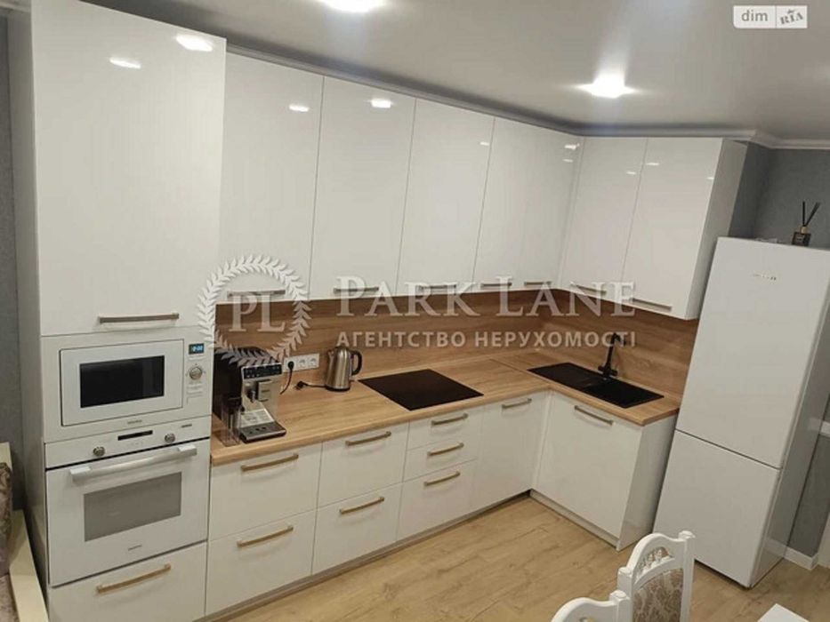 1 кім квартира вул. Ревуцького 40г в ЖК Лебединий