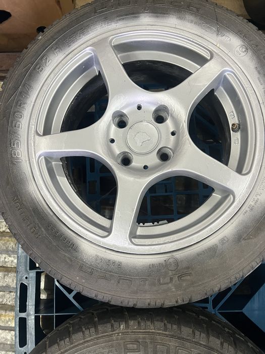 Продам диски на ваз,ланос.R14.без шин.Не відправляю.6000 грн.за чотири