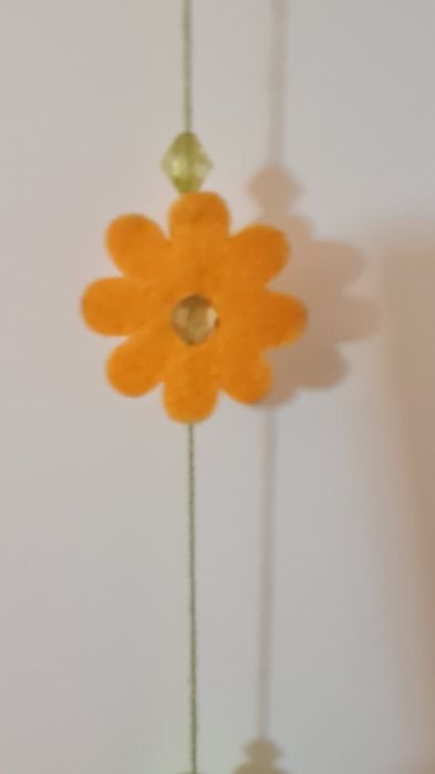 5 filcowych girland kwiatowych