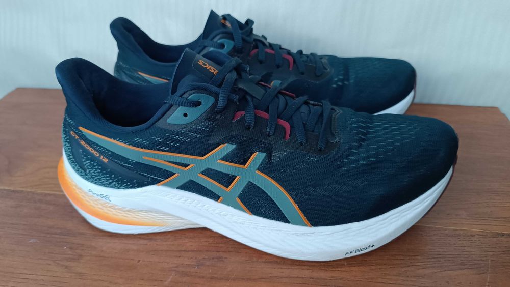 Asics GT-2000 12. Кроссовки 44 28 см оригинал