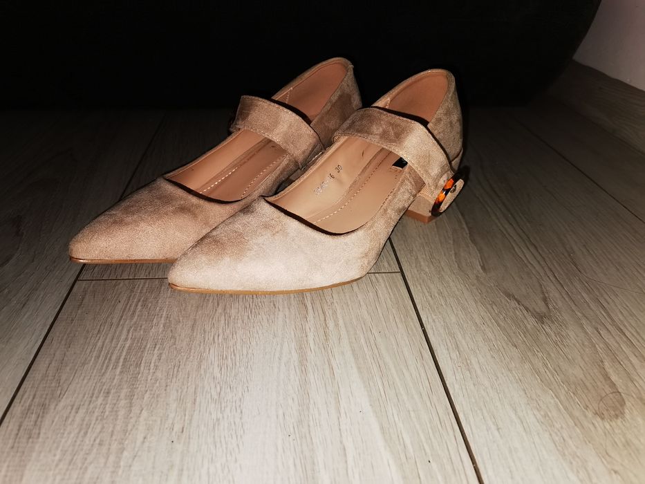 Eleganckie buty rozmiar 37